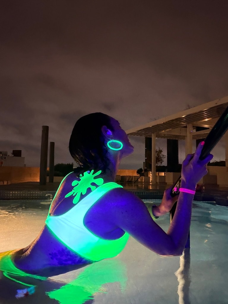 WittyKitty poolside neon body paint
